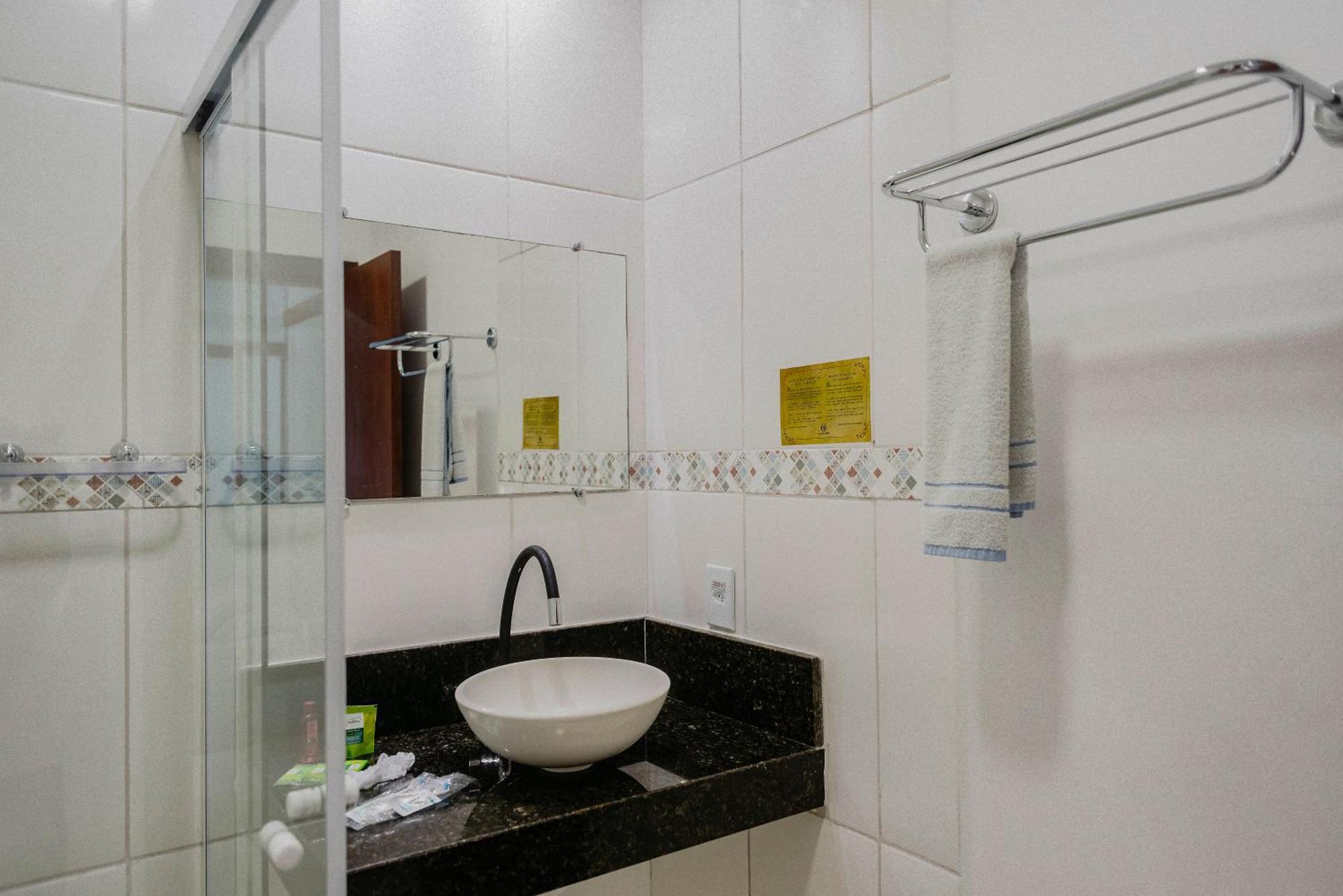 Hotel Sao Charbel 3*